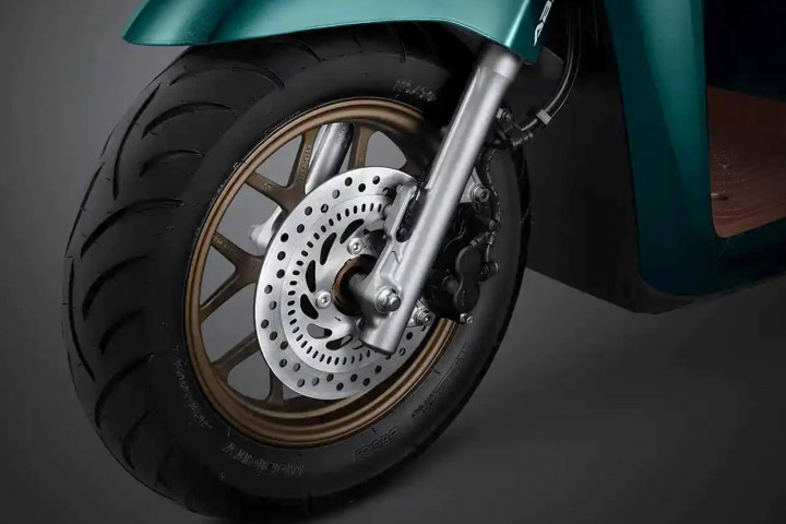 Risiko Penggunaan Ban Motor Berukuran Lebih Besar