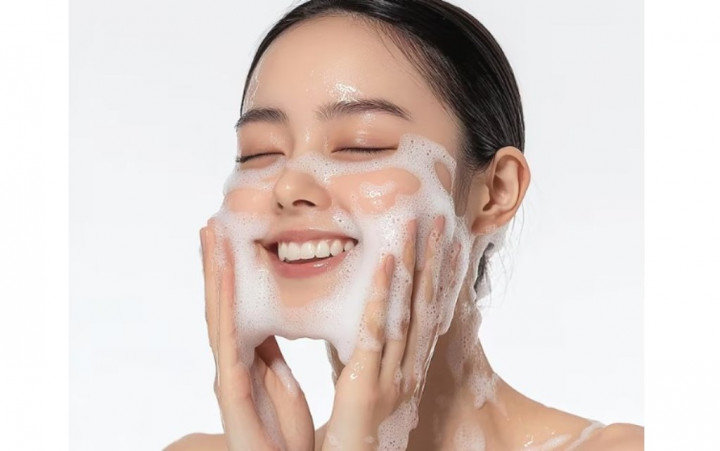 Nemu Face Wash di Indomaret yang Ternyata Bikin Muka Cerah to The Moon!
