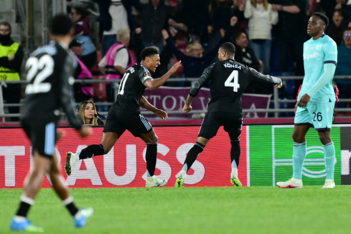 Link Live Streaming Europa League: Duel Sengit Nottingham Forest vs Porto Live Gratis di SCTV