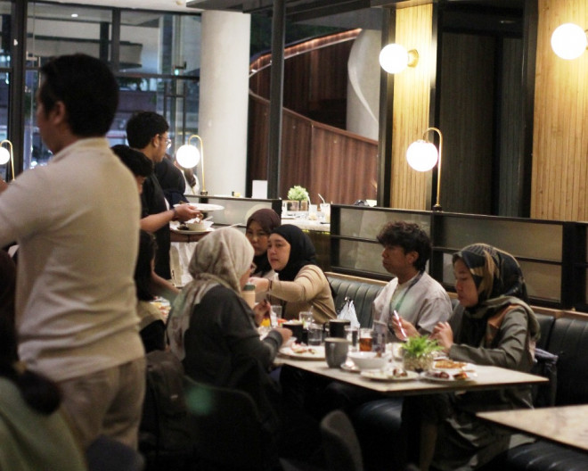 ARTOTEL Thamrin Jakarta melalui program kuliner terbarunya bertajuk 'Asian Delight!'.