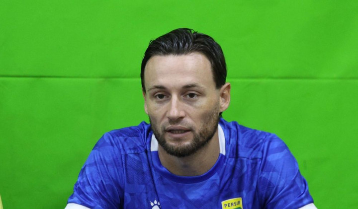 Demi Bobotoh, Klok Incar Kemenangan di Laga Dewa United vs Persib