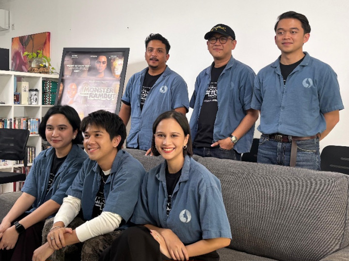 Bukan Setan, Edwin Hadirkan Sosok Ini di Film Horor Monster Pabrik Rambut