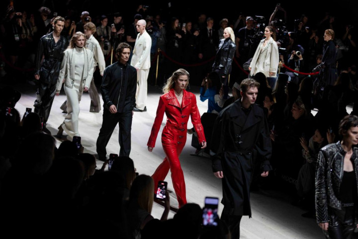 Busana China dan Turki Curi Perhatian di Moscow Fashion Week 2026