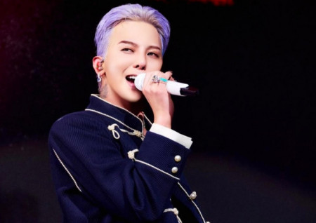 G-Dragon Diduga Kehilangan Cincin Rp109 Miliar Saat Tampil di Coachella 2026