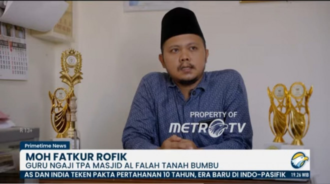  Guru Ngaji TPA Masjid Al Falah Tanah Bumbu  Moh Fatkur Rofik. Foto: Istimewa. 
