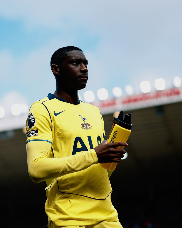 Bursa Transfer 2026: Liverpool Bidik Kolo Muani sebagai Suksesor Salah