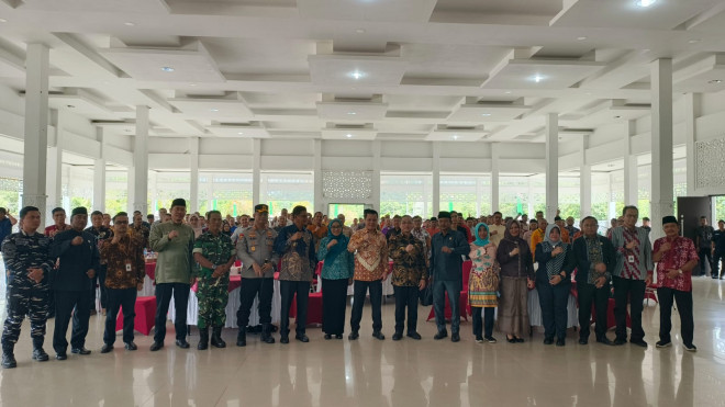 DPRD Kabupaten Kayong Utara menilai kehadiran investasi PT Dharma Inti Bersama (DIB) di Kawasan Industri Pulau Penebang (KIPP)  telah memberikan dampak nyata,. Foto: Istimewa. 