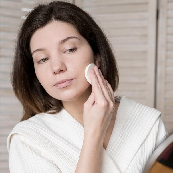 Top 3 Berita Gaya: 4 Compact Powder Tahan Lama hingga Daftar Wanita Tajir Versi Forbes