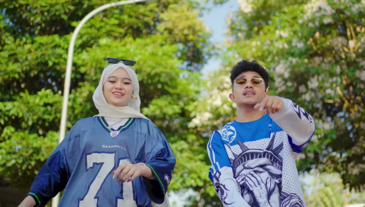 Lirik dan Makna Lagu 