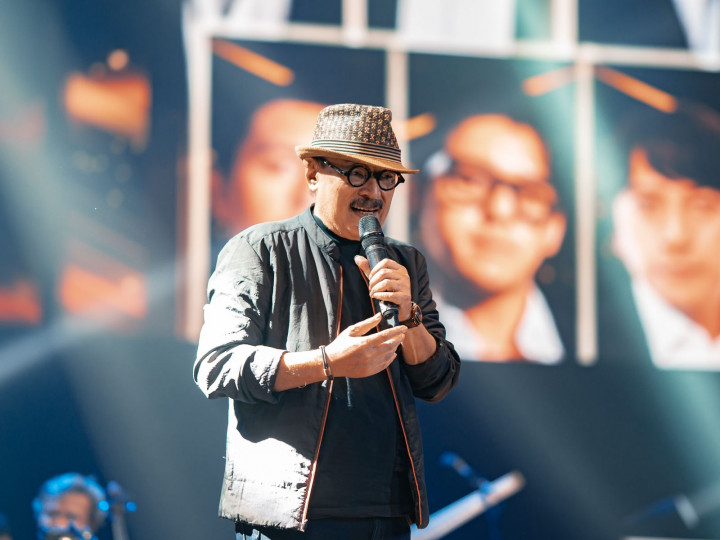 Erros Djarot Rayakan 52 Tahun Berkarya, Konser Badai Pasti Berlalu Penuh Nostalgia