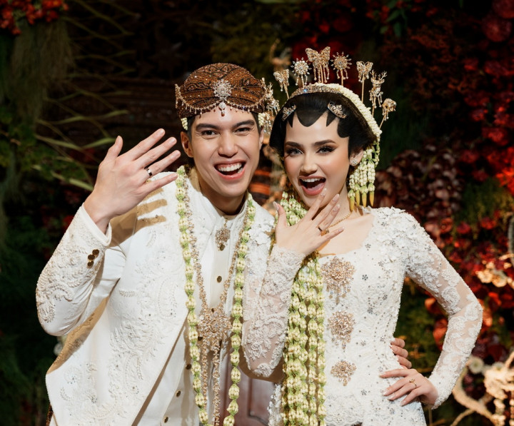 Presiden Prabowo Hadiri Resepsi Pernikahan El Rumi dan Syifa Hadju