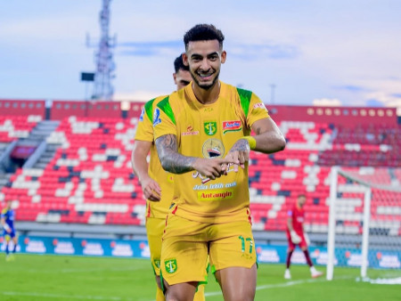 Hasil Persebaya vs Arema FC: Menang 4-0, Bajul Ijo Mengamuk di Babak Kedua