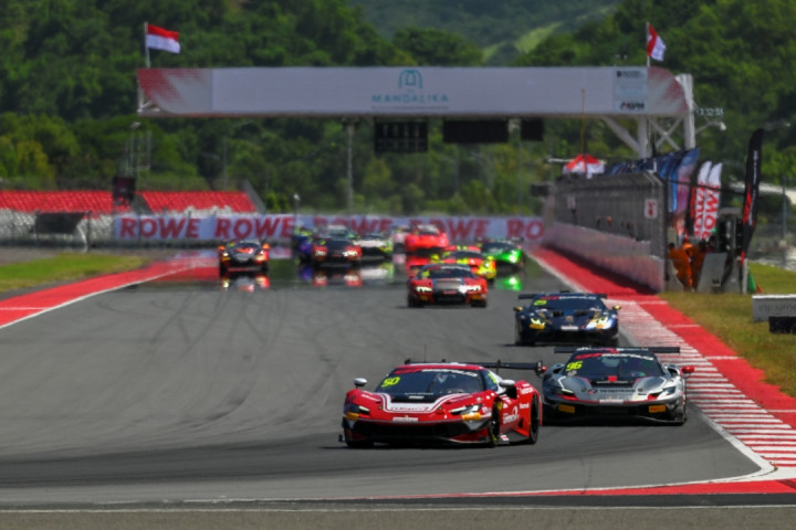 Safety Car Buyarkan Rencana Sean Gelael