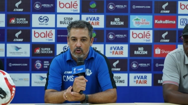 Demi Aremania, Santos Targetkan Arema Menang atas Persik