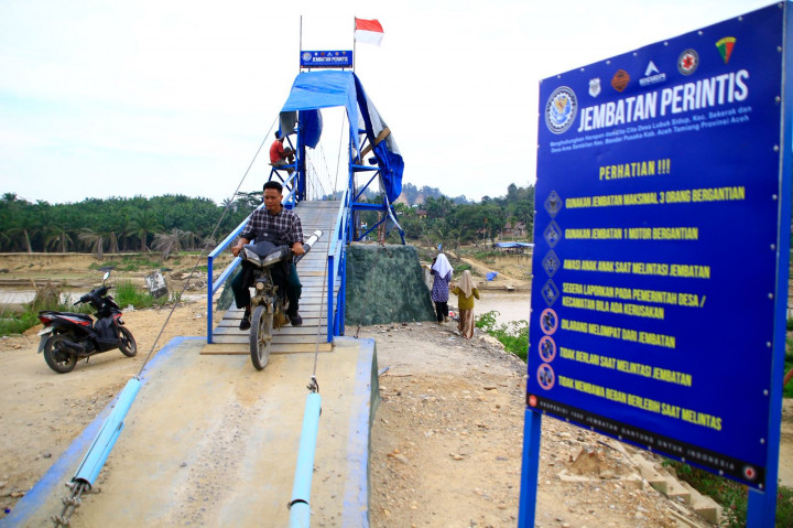Jembatan Gantung Lubuk Sidup Aktif, Nadi Ekonomi dan Mobilitas di Aceh Tamiang Kembali Hidup