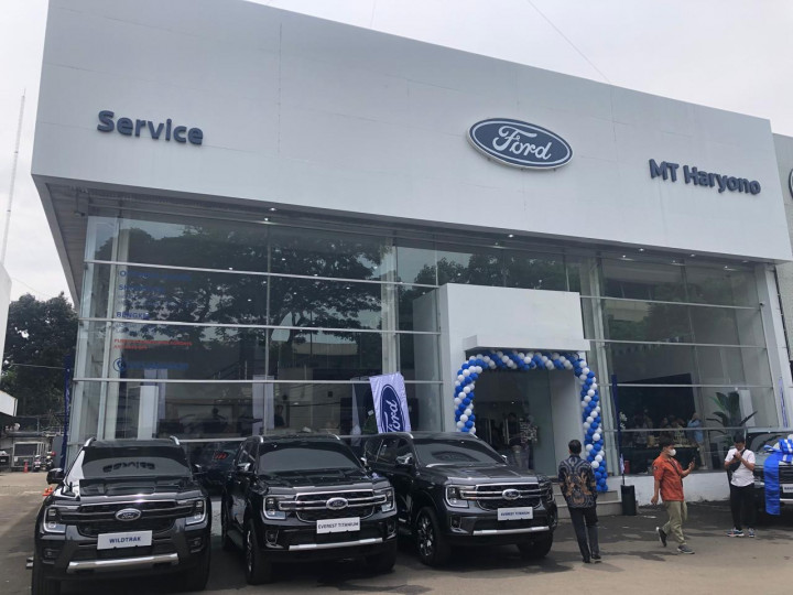 Ford Resmikan Dealer 3S Terbaru di MT Haryono