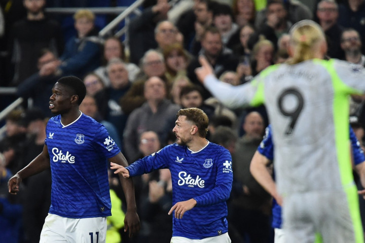 Guardiola Sesali Penurunan Performa City Usai Imbangi Everton