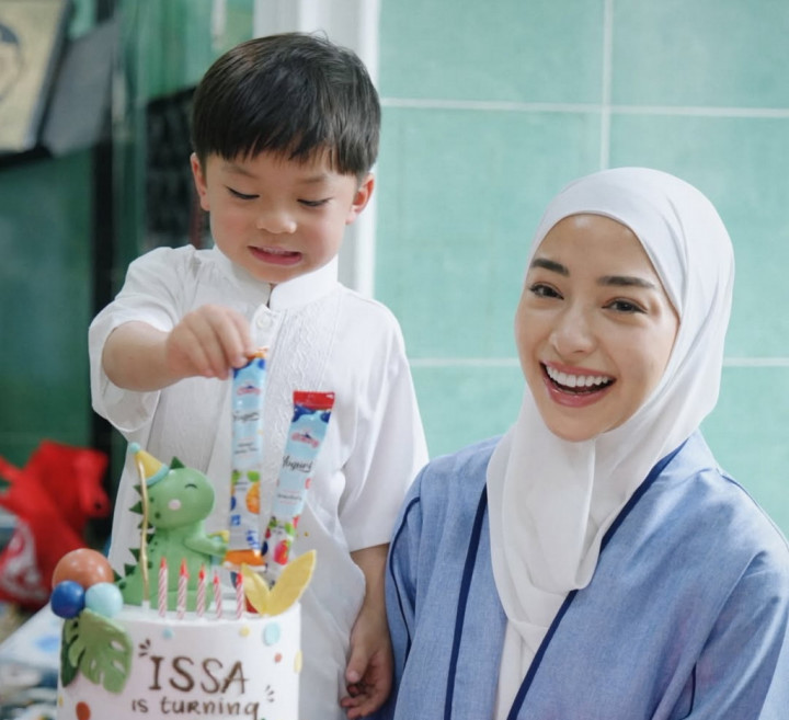 Nikita Willy Mantap Berhijab, Ternyata Ini Sosok yang Menginspirasinya