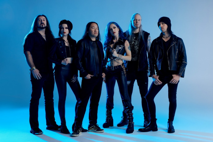 Eks Vokalis Arch Enemy, Alissa White-Gluz Kini Gabung DragonForce