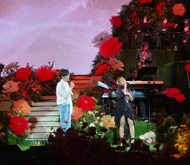 Kolaborasi Spesial Raisa dan Sung Si Kyung di Korea, Dipuji Lionel Richie