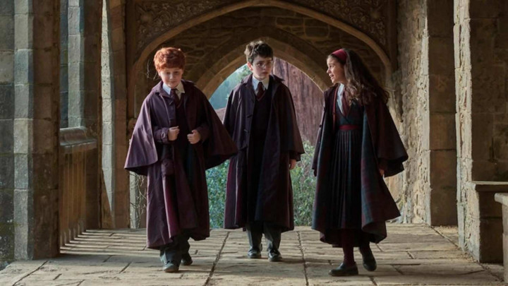 Maling di Hogwarts! Sapu Terbang di Serial Harry Potter Terpaksa Dipasang Microchip