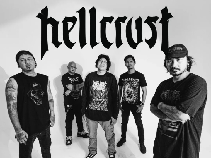 Band Metal Hellcrust dan Darksovls Kini Diperkuat Personel yang Sama