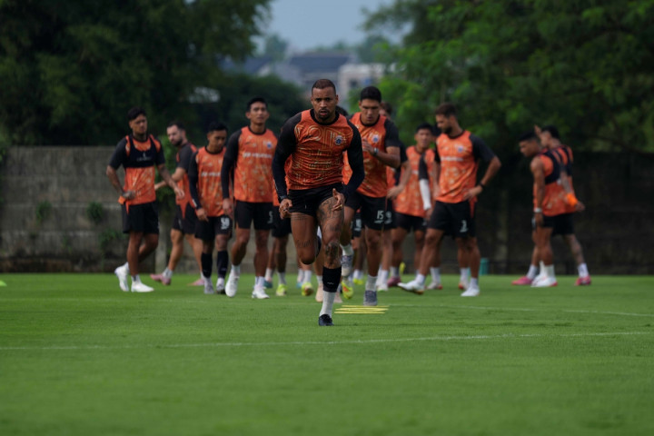 Mauricio Souza Minta Pemain Persija Kontrol Emosi Saat Menghadapi Persib