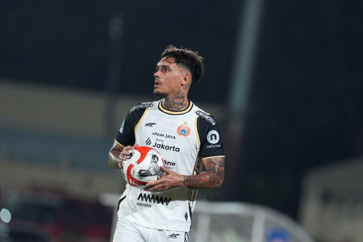 Shayne Pattynama Ingin Bantu Persija Kalahkan Persib Demi Jakmania