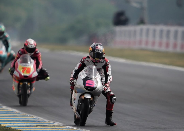 Klasemen Moto3 2026: Veda Ega Tembus Lima Besar Usai Finis ke-4 di Prancis