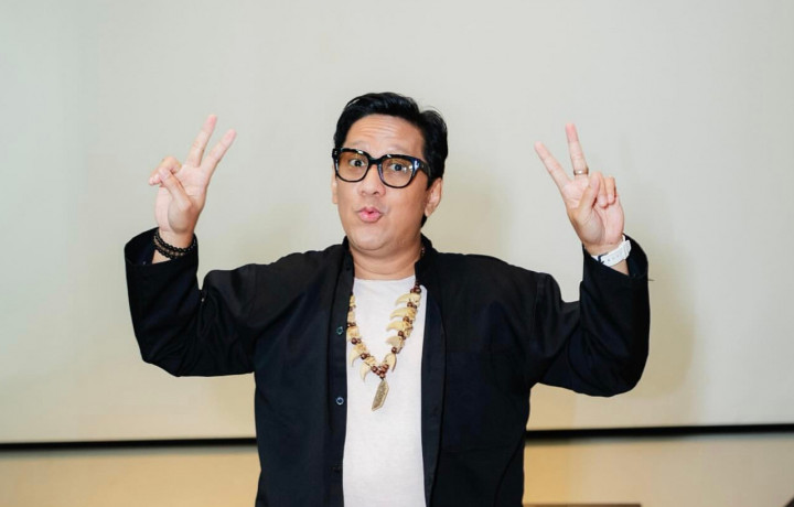Andre Taulany Berulah Lagi, Wendi Cagur & Tora Sudiro Jadi Korban Karangan Bunga Kocaknya