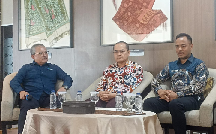 Bukan Sekadar Renovasi, Revitalisasi SMK Serap Puluhan Tenaga Kerja di Tiap Sekolah