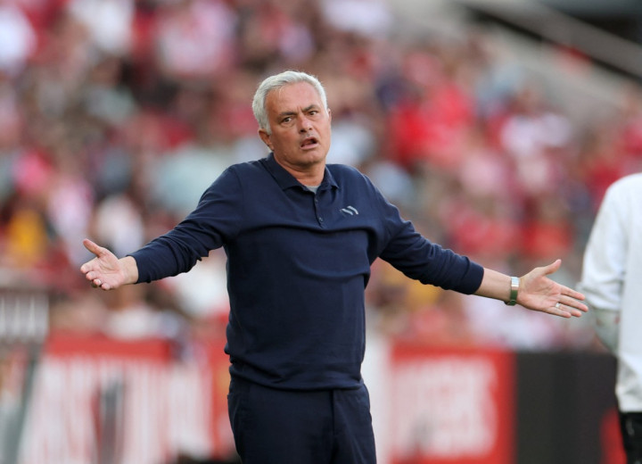 Mourinho Bantah Sepakat Kembali ke Madrid