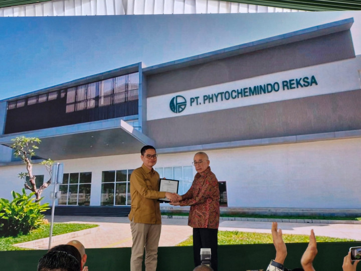 Pabrik Klapanunggal Dorong Kemandirian Ekstrak Bahan Alam Nasional