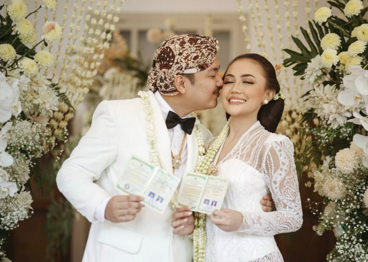 Profil Yosika Ayumi, Selebgram yang Kini Jadi Menantu Soimah