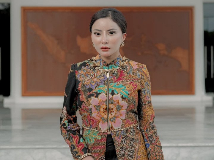 Ayu Aulia Klarifikasi soal Pejabat “R” yang Membuat Dirinya