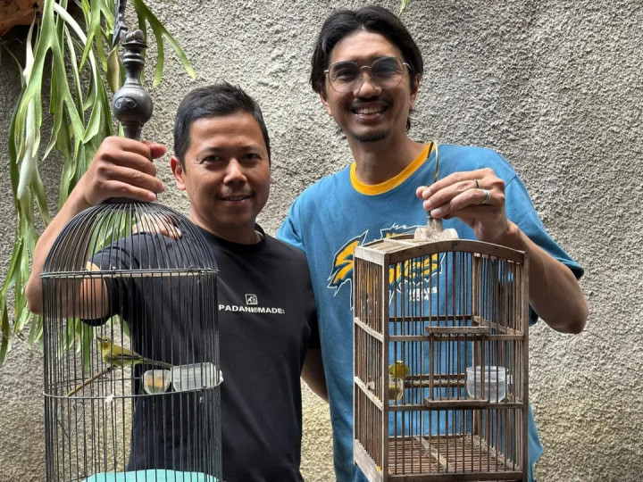 Kicau Mania! Bahagianya Duta Sheila On 7 Dihadiahi Burung Pleci