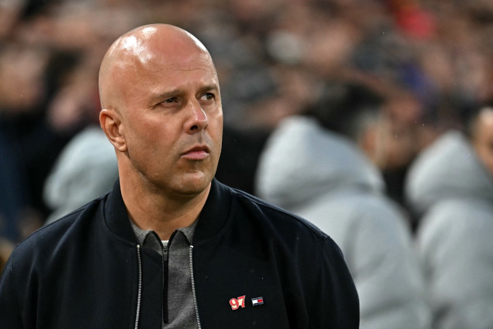 Masih Dipercaya Manajemen, Slot Yakin Latih Liverpool Musim Depan