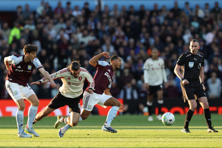 Villa Vs Liverpool: Szoboszlai Terpeleset, Liverpool Takluk di