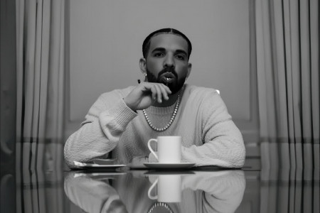 Kejutan! Drake Rilis Tiga Album Baru Sekaligus