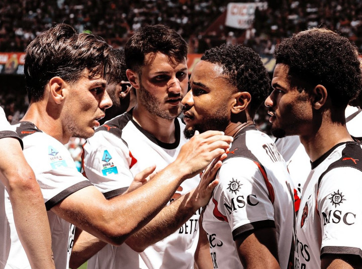 Hasil Genoa vs AC Milan: Rossoneri Menang 2-1 untuk Jaga Asa Liga Champions