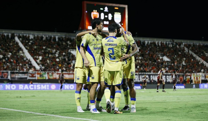 Persib Selangkah Lagi Juara, Igor Tolic Ajak Tim Tuntaskan Misi di Bandung