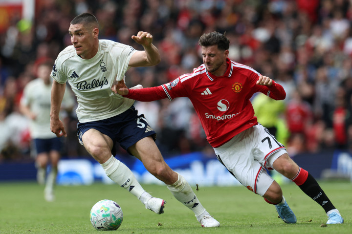 ​Manchester United Taklukkan Forest 3-2