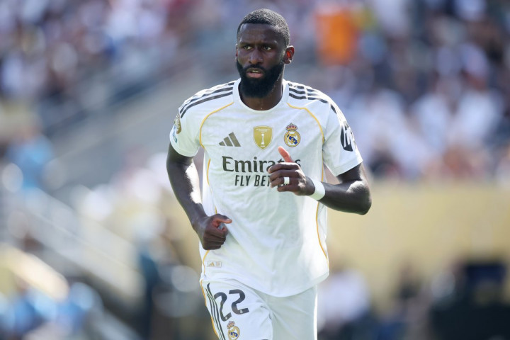 Real Madrid Mulai Negosiasi Kontrak Baru Antonio Rudiger di Tengah Krisis Lini Belakang