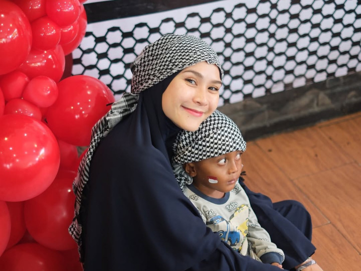 Cerita Zaskia Adya Mecca Selamatkan Anak Perempuan Terlantar di Jalan Tol