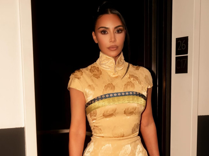 Truk Pengangkut Pakaian Dalam Kim Kardashian Selundupkan Kokain Senilai Rp170 Miliar