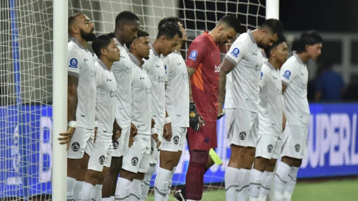 Pertahanan Rapat Arema jadi Pondasi untuk Tumbangkan PSIM