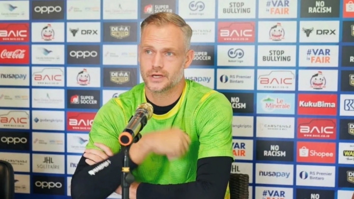 Stevens Antisipasi Permainan Terbuka saat Dewa United Menjamu Bali United