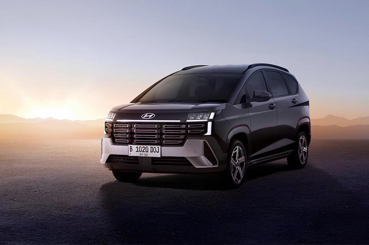 Daya Tawar Hyundai Stargazer Cartenz Sebagai Mobil Keluarga