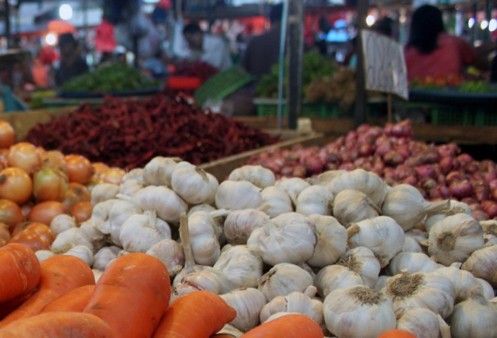 Dompet Harus Siap! Cabai Rawit Merah Tembus Rp73.500/kg, Telur Ayam Ikutan Naik