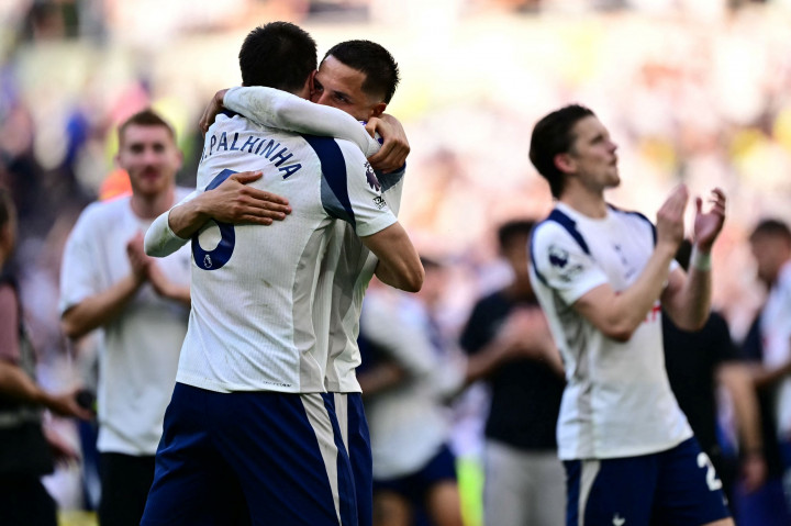 Tottenham Lolos dari Lubang Jarum Degradasi, West Ham Resmi Turun Kasta